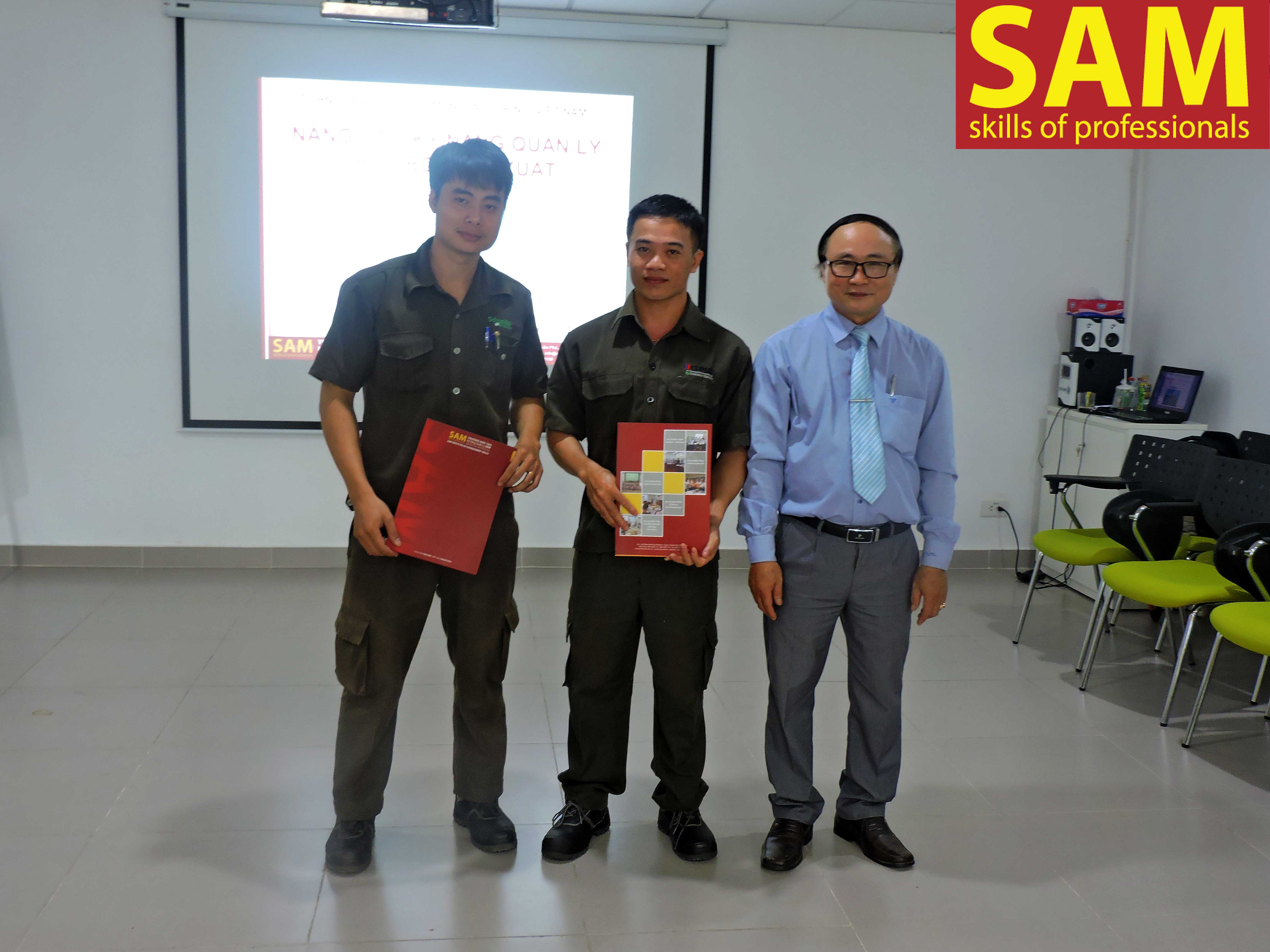 Chương trình đào tạo " Nâng Cao Kỹ Năng Quản Lý Khối Sản Xuất Trực Tiếp" tại công ty TNHH Sheider Electric Manufacturing Việt Nam Ngày 28,30/12/2017