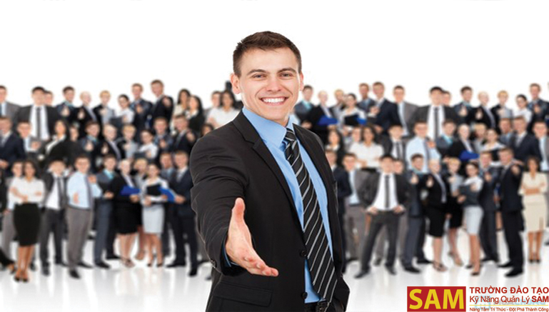 Giám sát bán hàng " Tướng ngoài biên ải"