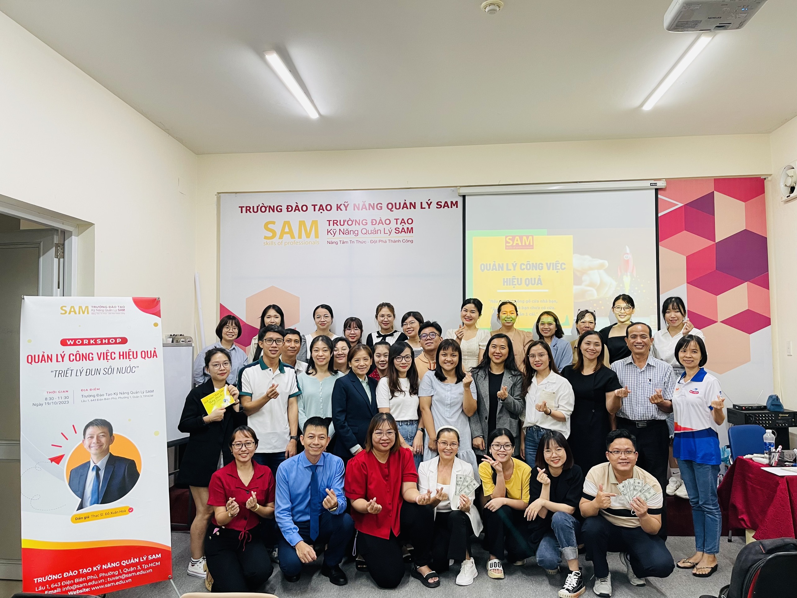 Chương trình Workshop "Quản Lý Công Việc Hiệu Quả - Triết Lý Đun Sôi Nước" diễn ra thành công tại Trường SAM