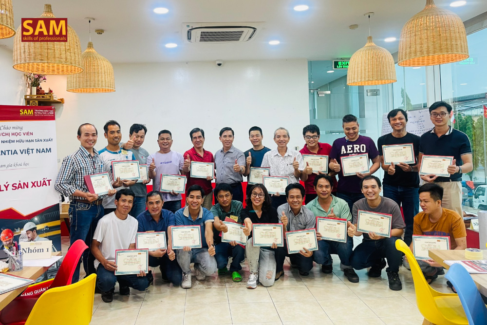 Quản Lý Sản Xuất - Gắn Kết Thực Tiễn Nâng Tầm Năng Lực Tại CONSTANTIA VIỆT NAM
