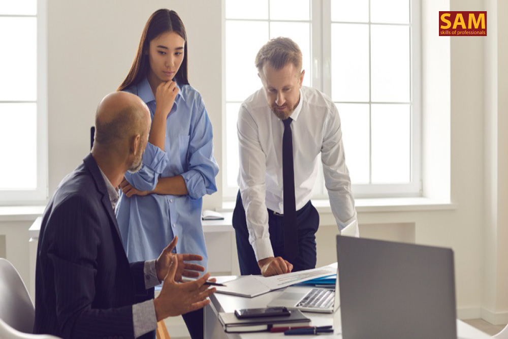 Các Yếu Tố Cốt Lõi Của Tư Duy Phản Biện: Phân Tích Toàn Diện và Ứng Dụng Thực Tiễn